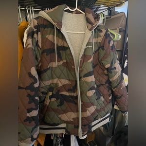 Supreme & Champion 2-side Coat